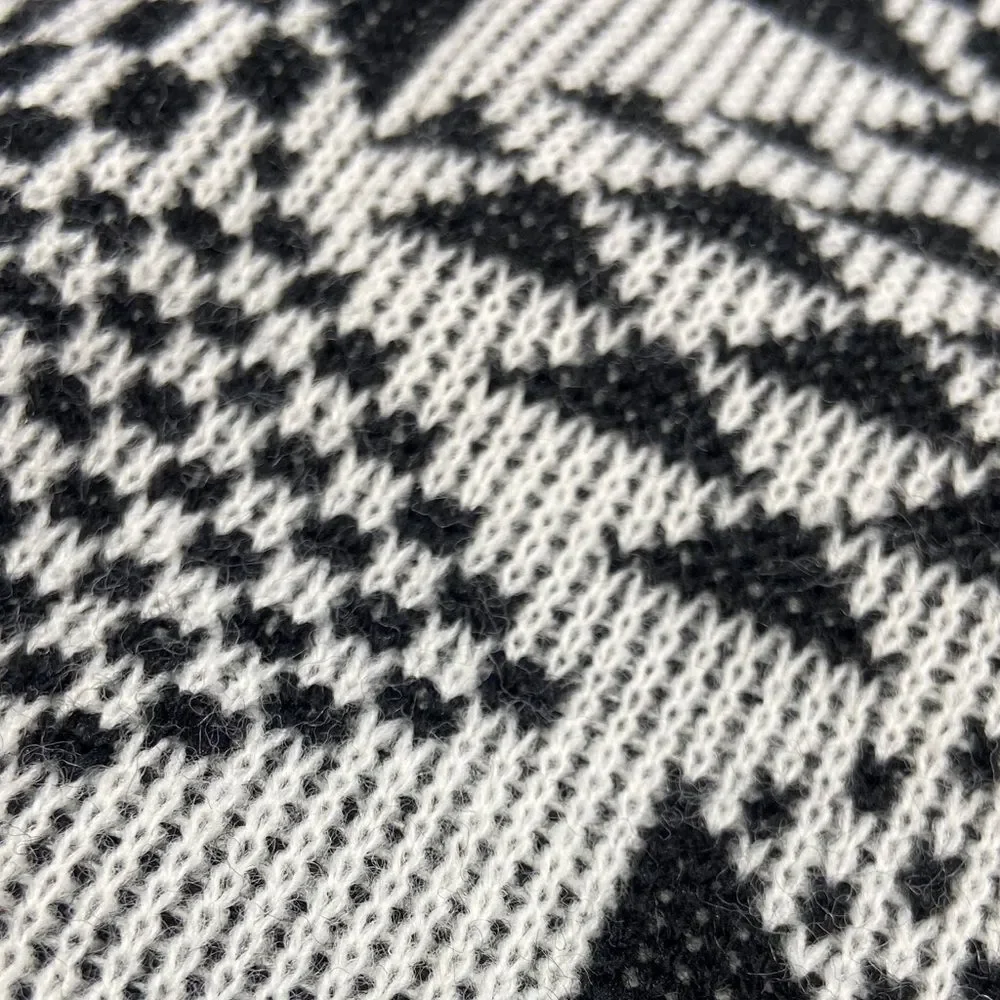 Vintage 80’s La Vista Geometric Black and White Turtle Neck Sweater